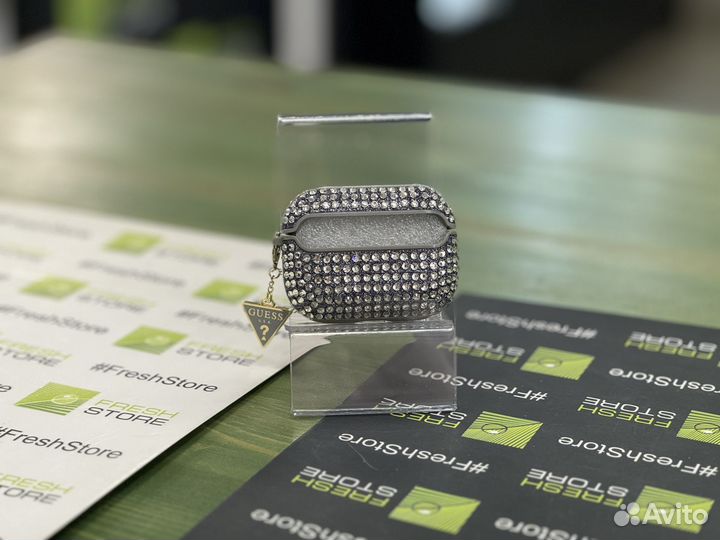 Чехол для AirPods Pro 2 Guess