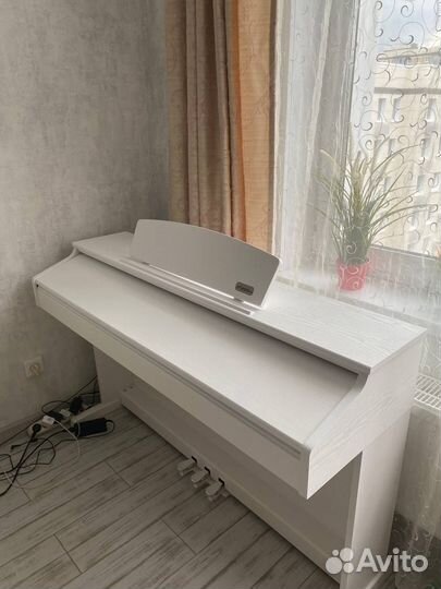 Цифровое пианино Artesia DP-10e WH