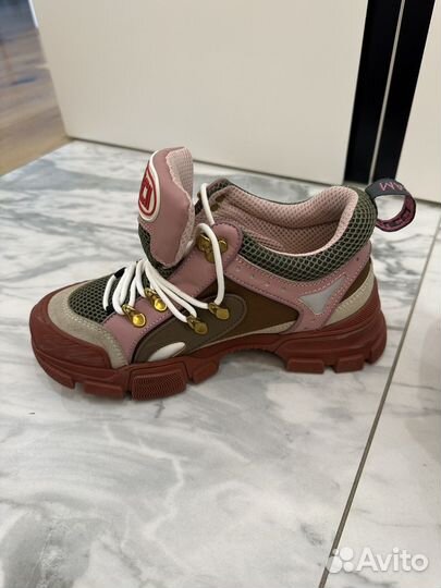 Gucci Flashtrek