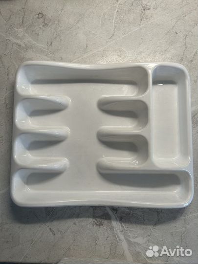 Лоток для столовых приборов