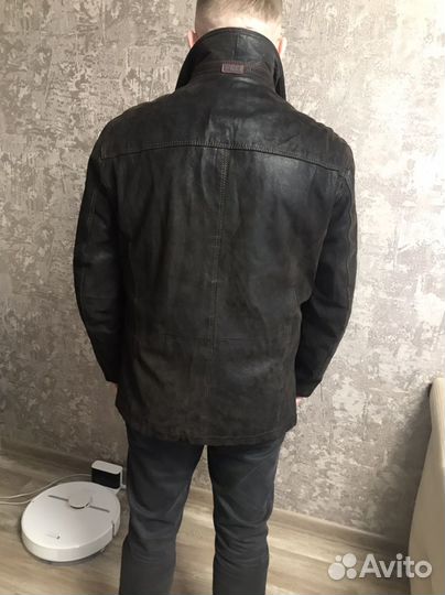Мужская кожанная куртка 54-56размер