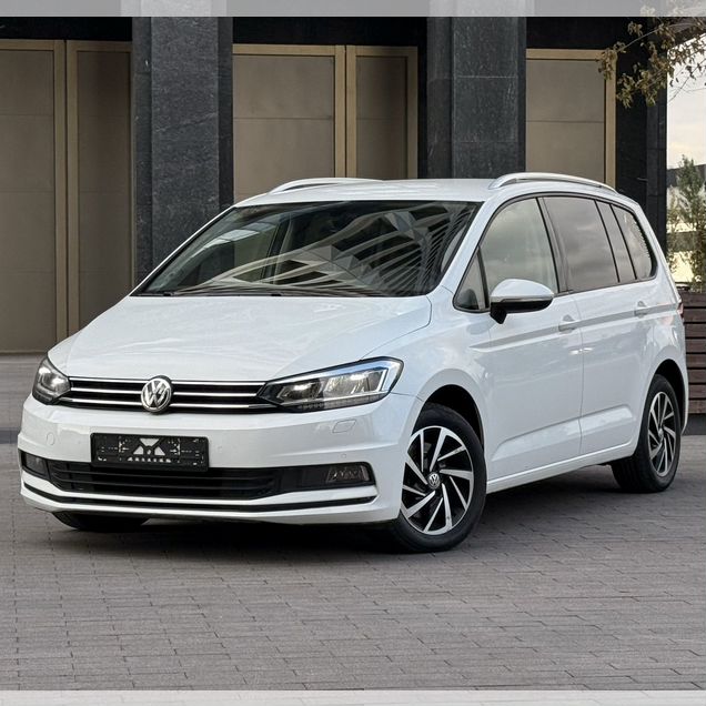 Volkswagen Touran 2.0 AMT, 2018, 149 000 км