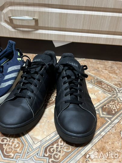 Утюг, кроссовки, рюкзак