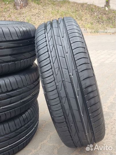 Ikon Tyres Autograph Aqua 3 SUV 225/65 R17 106H