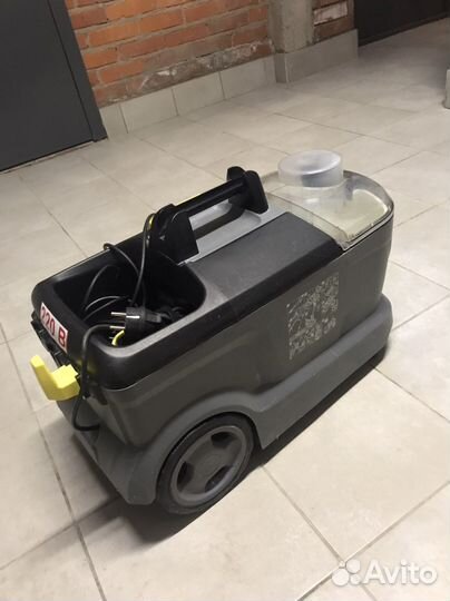 Аренда моющего пылесоса karcher