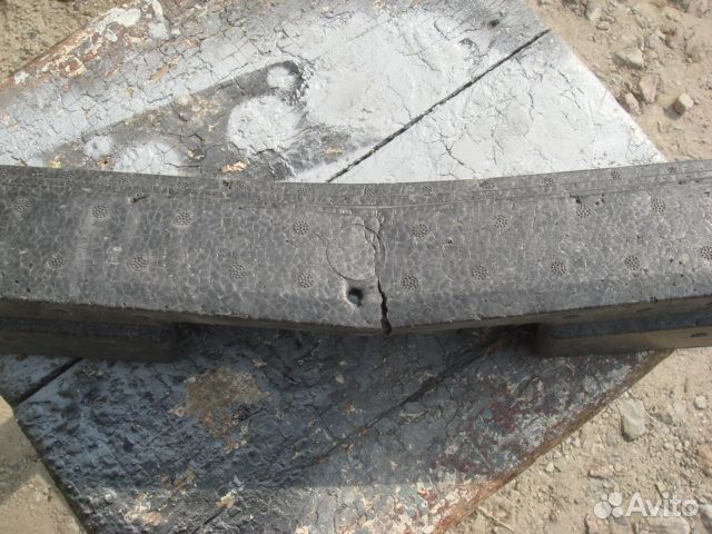 Вольво хс60 абсорбер переднего бампера 17-19 UZ