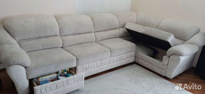 Угловой диван