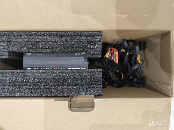 Тhеrmaltаkе Smаrt rgв 700W