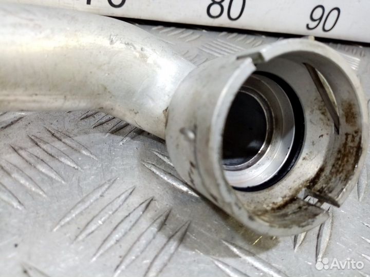 Б/У Трубка системы охлаждения Touareg#001