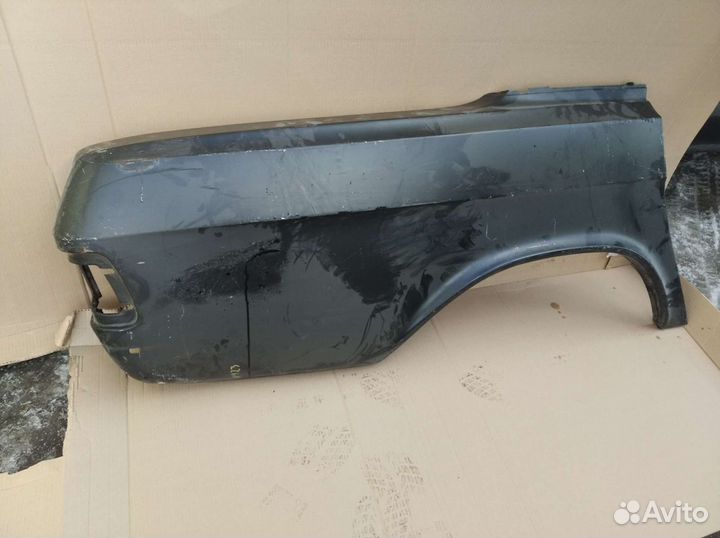 Продам крылья газ Волга 31029 и 3102