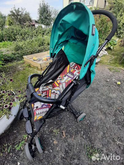 Прогулочная коляска