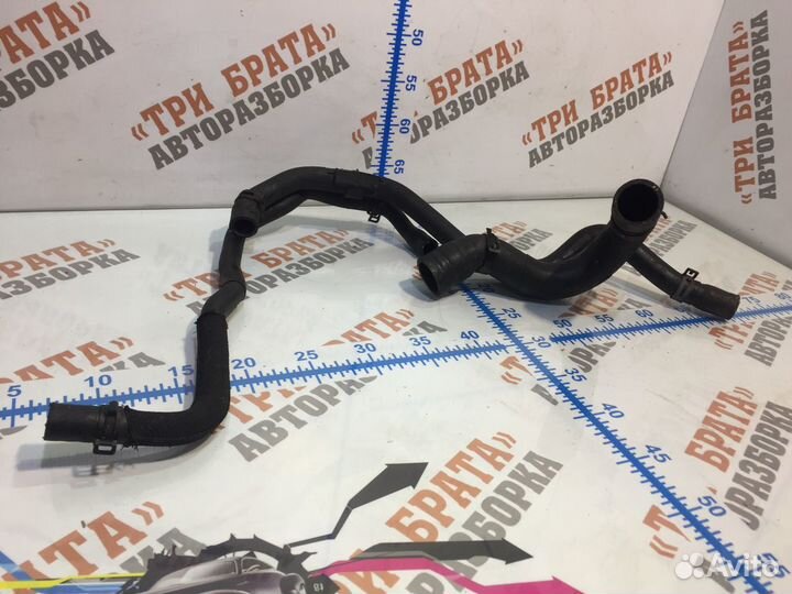 Фольксваген Гольф Патрубок системы охлаждения