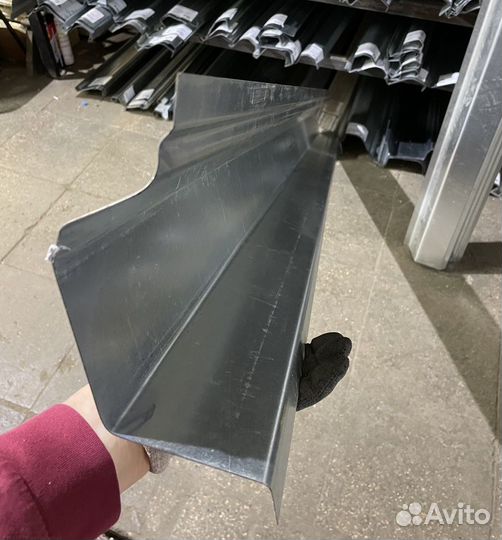 Порог левый Chrysler 300C, Dodge Charger 2005-2010