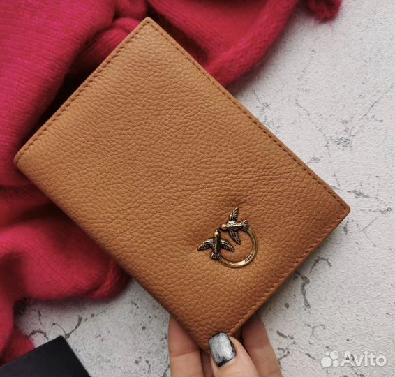 Обложка на паспорт pinko