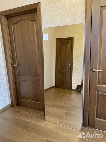 Зеркало настенное в полный рост