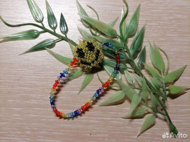 Украшения из бисера