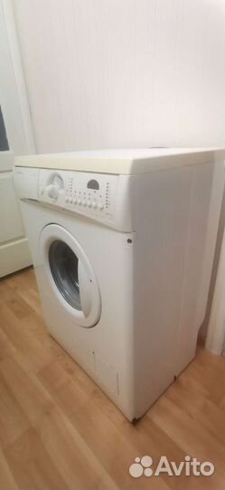 Стиральная машина Electrolux EWS 1046