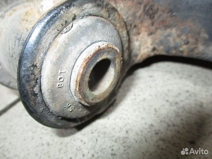 Рычаг передний правый VW Polo Sedan