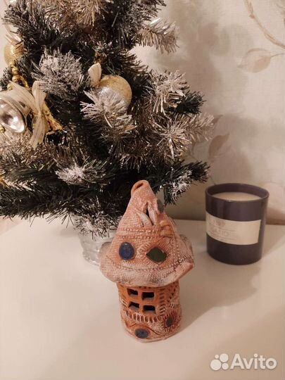 Подсвечник глиняный домик