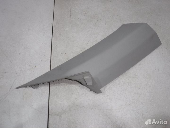 Обшивка стойки задней Focus 2 рест