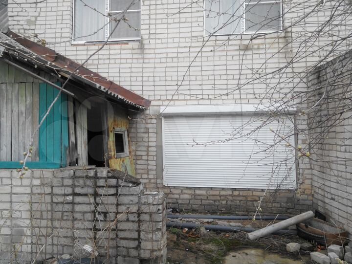 4-к. квартира, 107 м², 1/2 эт.