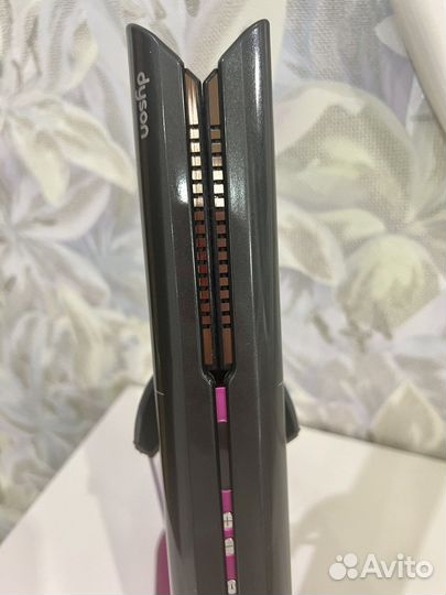 Выпрямитель dyson corrale hs03 новый