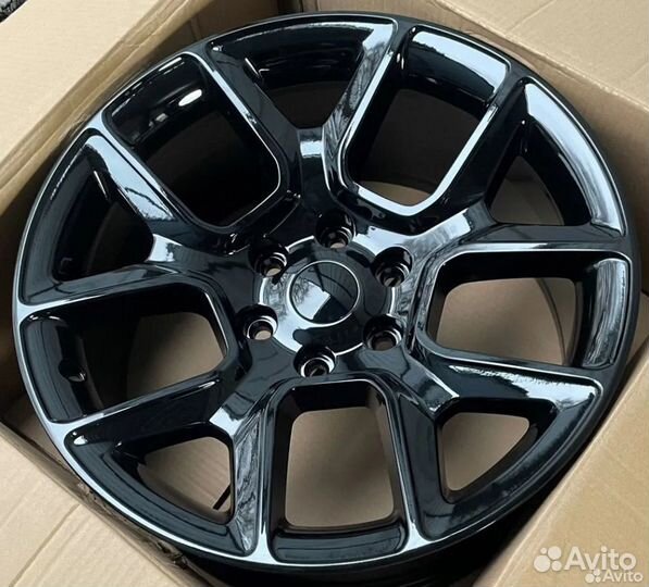 Диски на cadillac 6-139.7 Кадиллак Эскалэйд R20