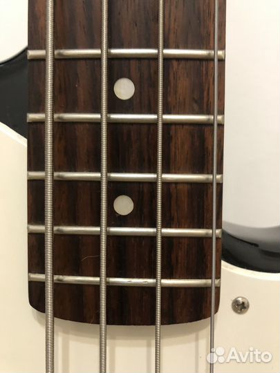 Бас гитара Precision