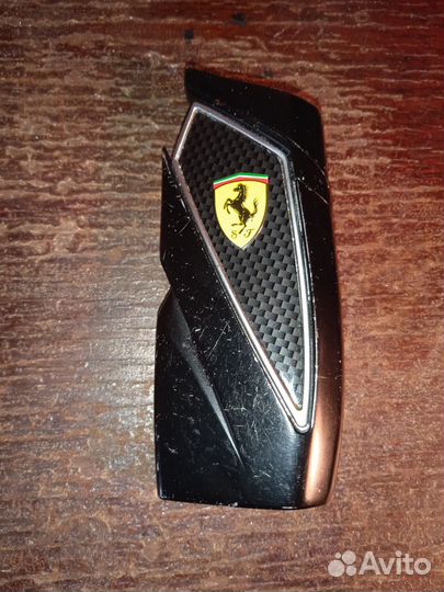 Зажигалка Феррари Scuderia Ferrari