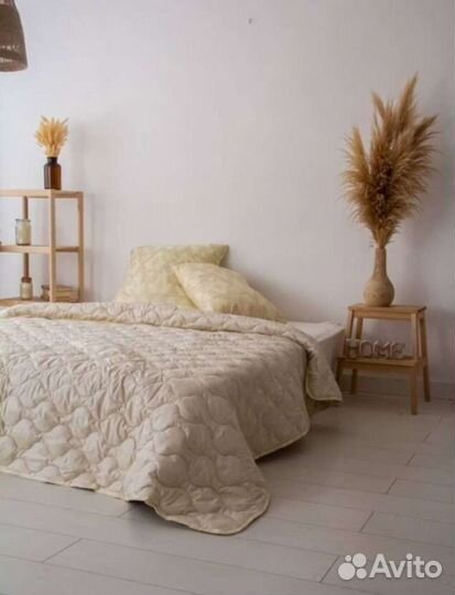 Подушки и одеяла бамбук, верблюд, лебедь, пух