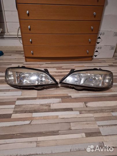 Opel astra j фара левая правая