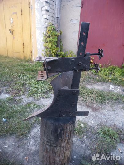 Плуг для мотоблока