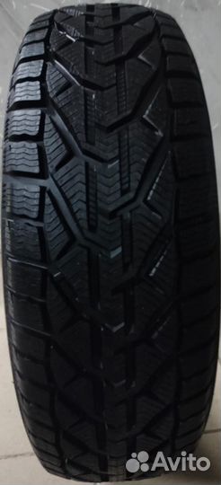 Tigar Winter 215/70 R16 100H