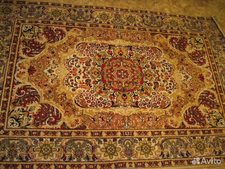 Ковер шерстяной