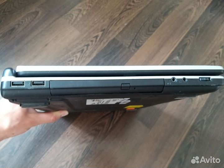 Ноутбук Fujitsu siemens amilo PI 1536