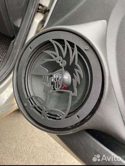 Подиумы на гранту, калина 2. Под 20 - динамики