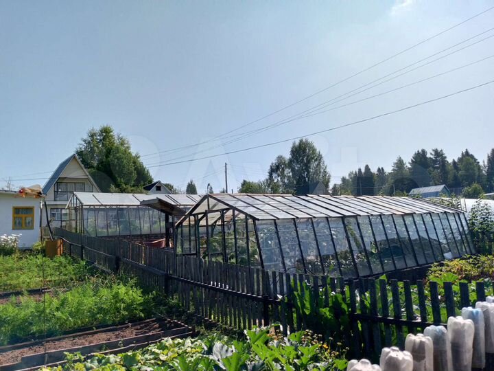 Дом 40 м² на участке 5 сот.