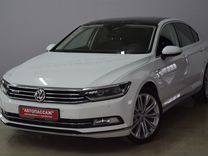 Volkswagen Passat 2.0 AMT, 2018, 82 250 км, с пробегом, цена 3 160 000 руб.