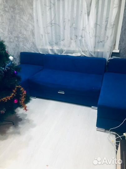 Диван п образный