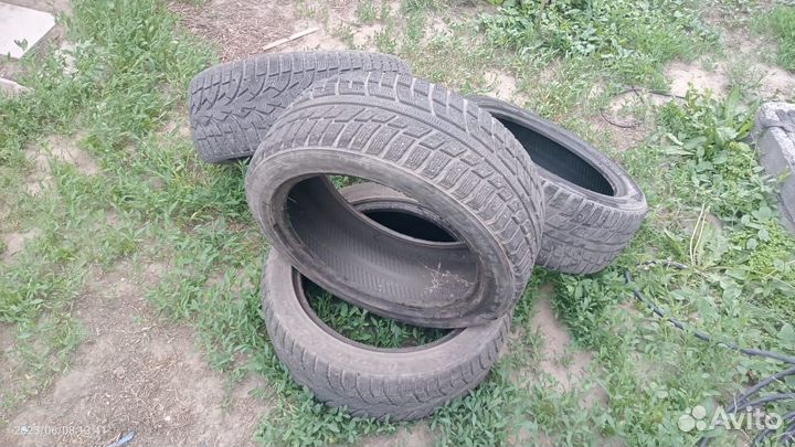 Toyo Observe G3-Ice 215/50 R17