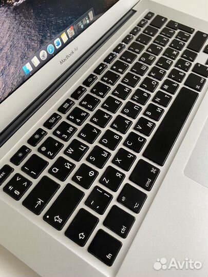 Macbook Air (13-inch, Early 2014)