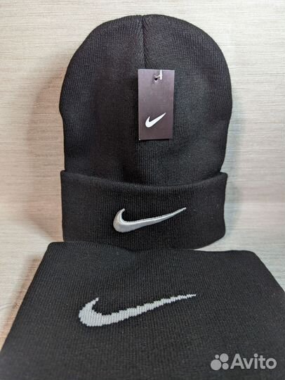 Комплект шапка и снуд