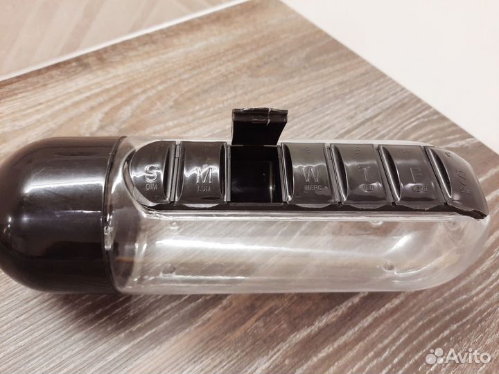 Бутылка для воды с отделениями 0,7 л