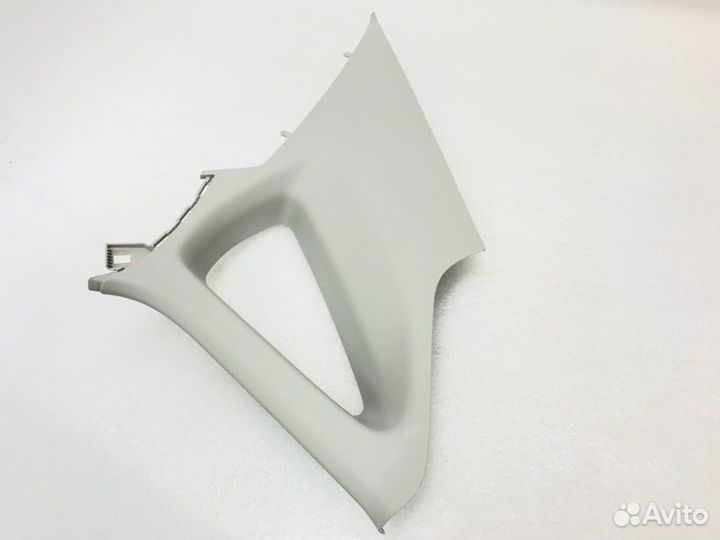 Обшивка стойки задняя левая Volkswagen Polo 1.6