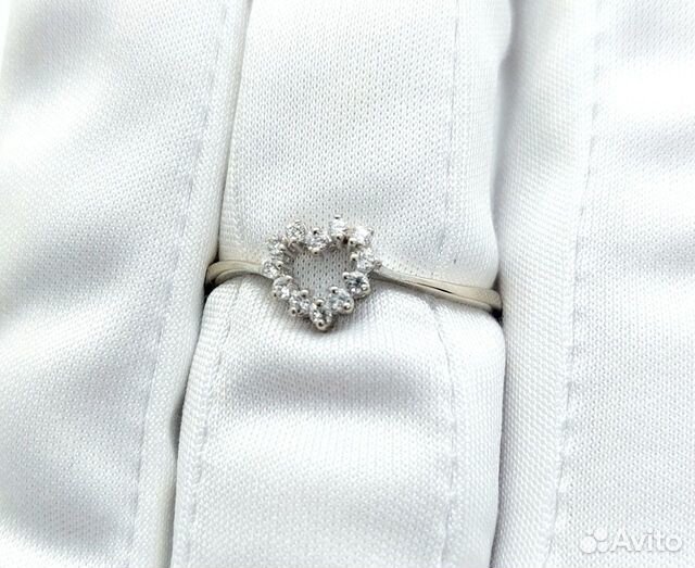 Золотое кольцо с фианитом 18р