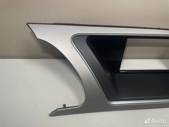 Рамка монитора MMI Audi A5 8T