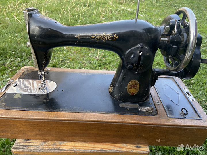 Швейная машинка подольская ручная