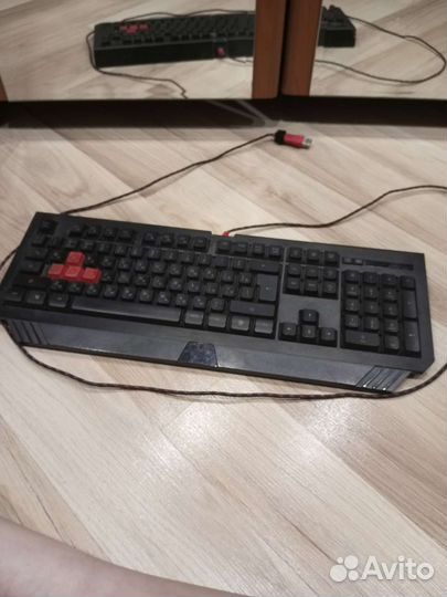 Игровая клавиатура bloody