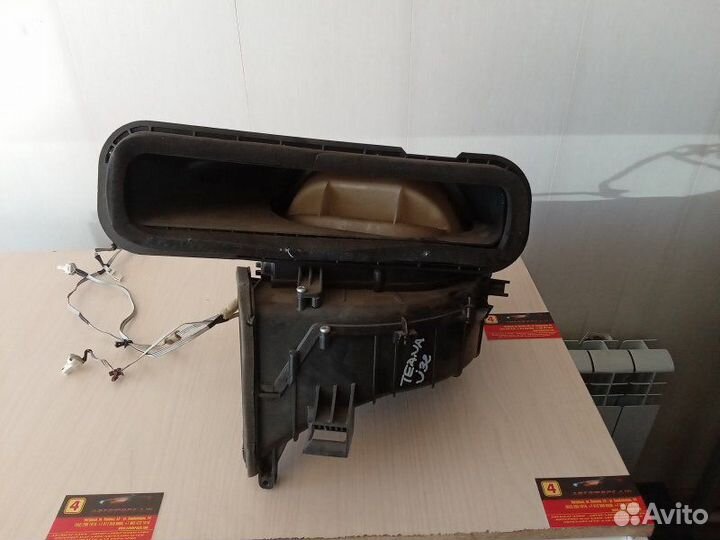 Корпус моторчика печки Nissan Teana J32 2008-2014