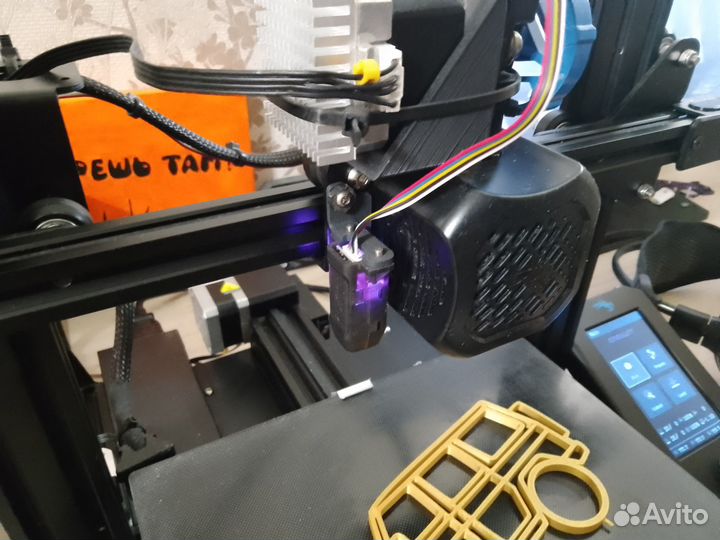 3Д принтер Creality Ender 3 V2